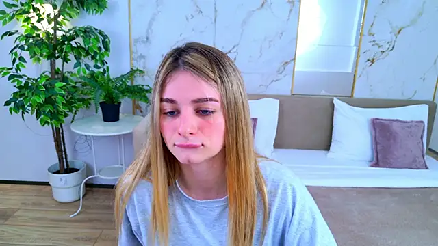 SweetyLicky online show from March 20, 4:12 pm