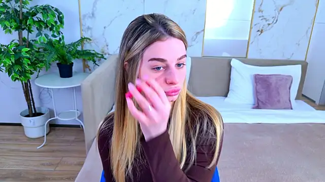 SweetyLicky online show from March 21, 4:10 pm