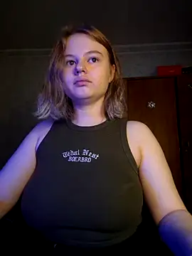 Snapshot of SlipperSherry chatting on October 18, 6:19 pm SlipperSherry online show from October 18, 6:19 pm