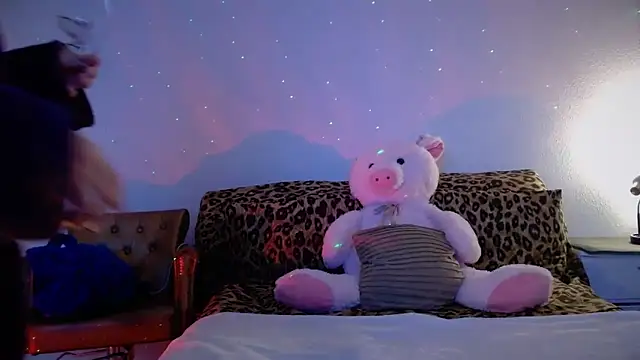 miasecretx online show from March 14, 7:25 am