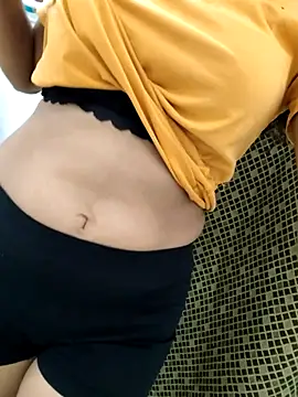 Kayna Rawat online show from November 10, 10:47 am