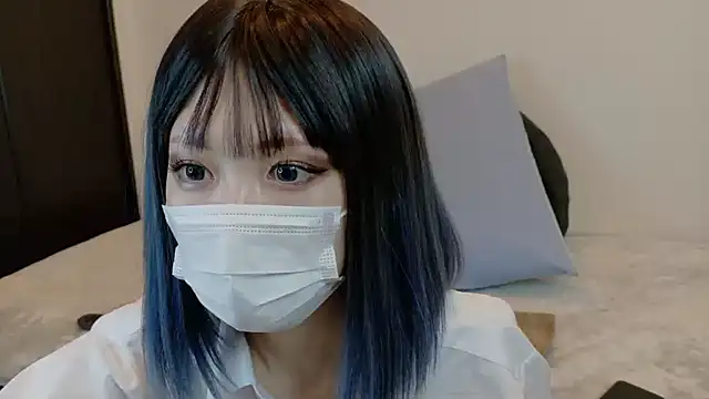 sarina at online show from March 17, 4:28 am