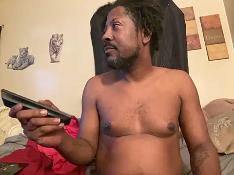 viceutk1 online show from October 7, 5:37 am