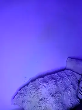 Snapshot of iamlalamilano chatting on February 10, 7:18 pm iamlalamilano online show from February 10, 7:18 pm