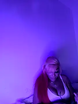 Snapshot of iamlalamilano chatting on February 19, 3:41 pm iamlalamilano online show from February 19, 3:41 pm