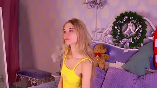 4example Chloe online show from December 23, 10:46 am