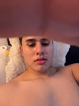 twinguys online show from March 26, 7:19 pm