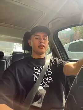 twinguys online show from March 31, 2:39 pm