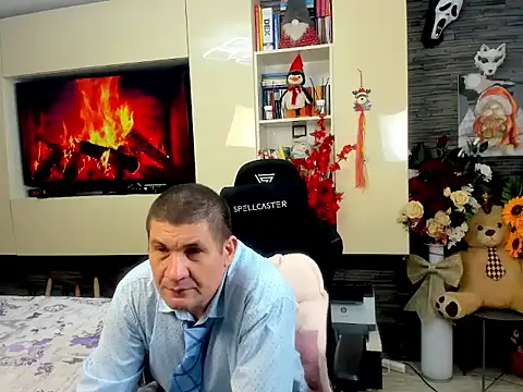 SpartacusDaddy48 online show from March 9, 1:48 pm