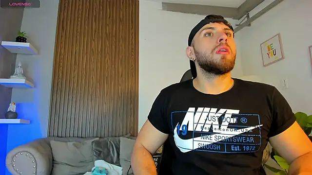 Maximo Wolff online show from September 28, 9:09 pm