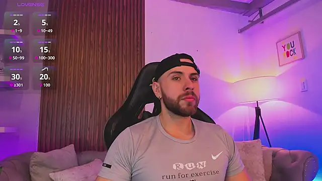 Maximo Wolff online show from February 5, 7:51 pm