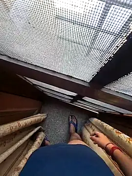 desir3dlund online show from March 3, 7:03 am