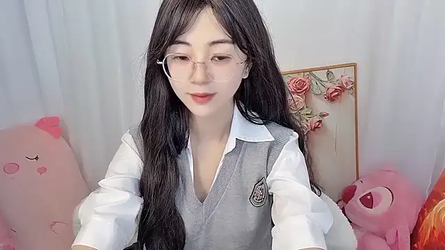 Snapshot of nini_a chatting on June 28, 1:55 am nini a online show from June 28, 1:55 am