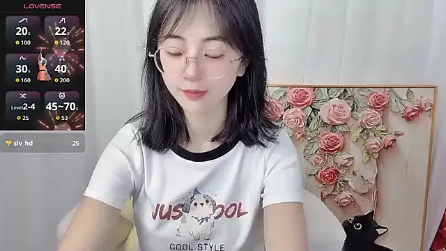 Snapshot of nini_a chatting on July 7, 12:20 pm nini a online show from July 7, 12:20 pm