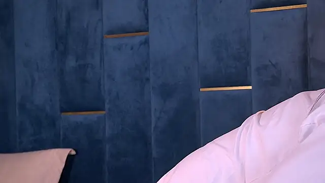 YasminaMoon online show from February 20, 4:31 am