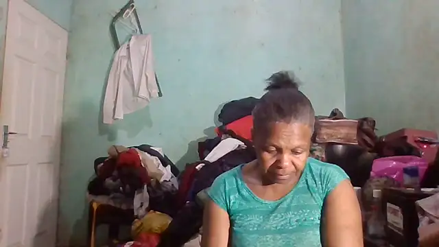 Snapshot of Nicky52 chatting on September 18, 4:53 pm Nicky52 online show from September 18, 4:53 pm