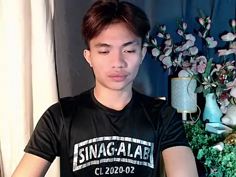 mostwantedtwink online show from November 4, 3:33 pm