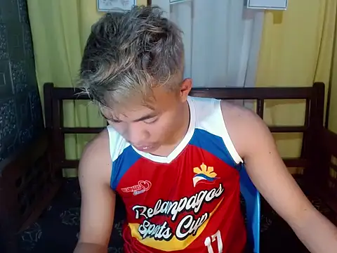 mostwantedtwink online show from April 22, 8:43 pm