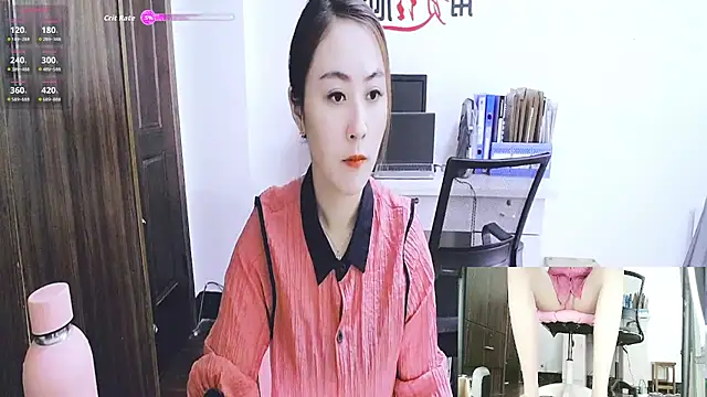 Snapshot of GUO168 chatting on October 31, 1:06 am GUO168 online show from October 31, 1:06 am