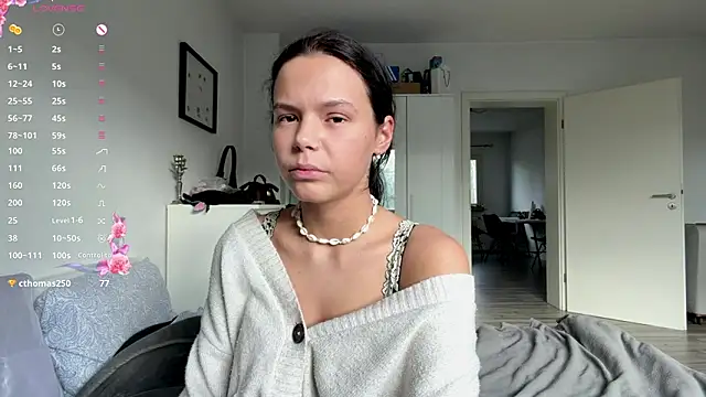 MaydaCornwall online show from March 1, 3:03 pm