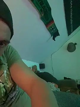 PluschLeopard online show from March 28, 11:26 pm