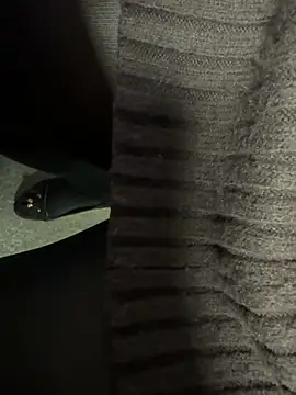 HiddenHoneyLDN online show from October 29, 9:33 am