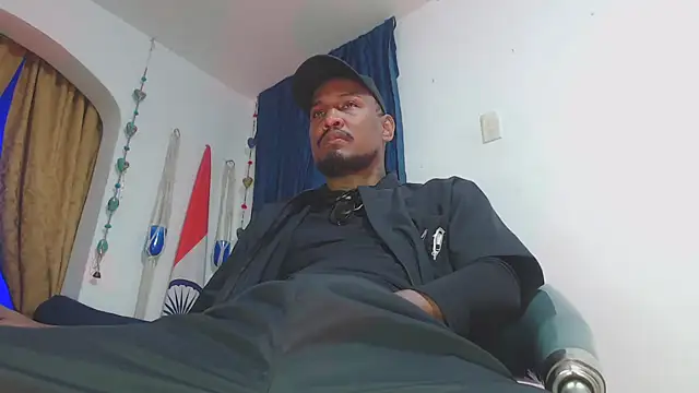 ElCaballeroNegro24 online show from February 13, 1:45 am