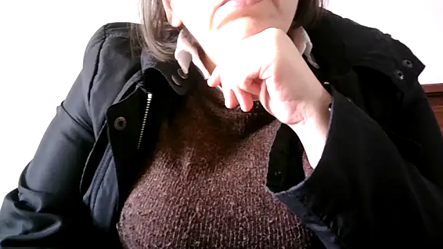 MISTRESSSONIA online show from March 17, 12:46 pm