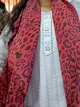 Snapshot of Ruhi_07 chatting on September 22, 4:03 am Ruhi 07 online show from September 22, 4:03 am