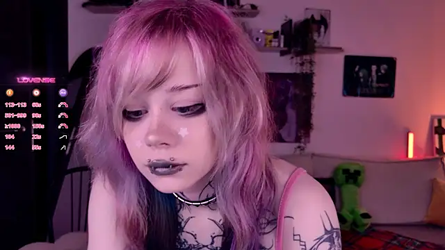 Lollyshy online show from November 4, 10:47 am