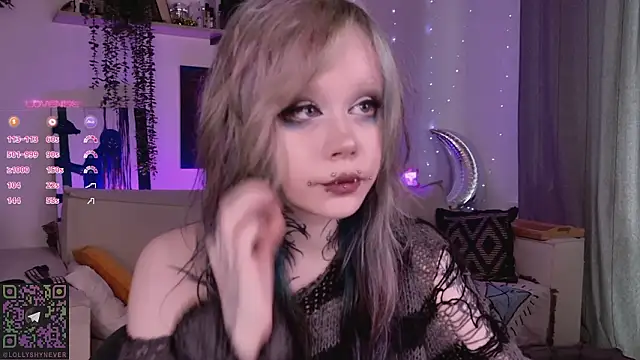 Lollyshy online show from February 22, 8:57 am