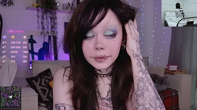 Lollyshy online show from March 5, 8:32 am