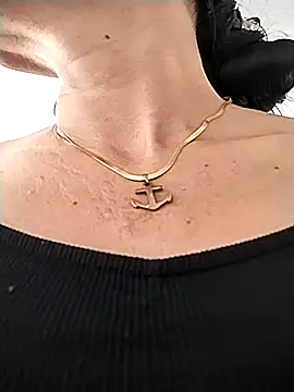 Snapshot of maturexxxnaughty chatting on September 25, 2:10 pm maturexxxnaughty online show from September 25, 2:10 pm