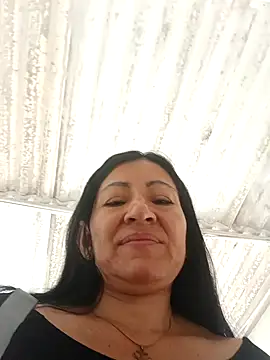 Snapshot of maturexxxnaughty chatting on October 17, 11:57 am maturexxxnaughty online show from October 17, 11:57 am