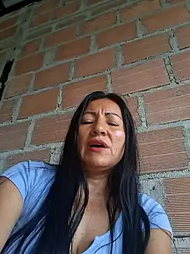 Snapshot of maturexxxnaughty chatting on December 3, 12:25 pm maturexxxnaughty online show from December 3, 12:25 pm