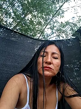 Snapshot of maturexxxnaughty chatting on December 4, 11:19 am maturexxxnaughty online show from December 4, 11:19 am