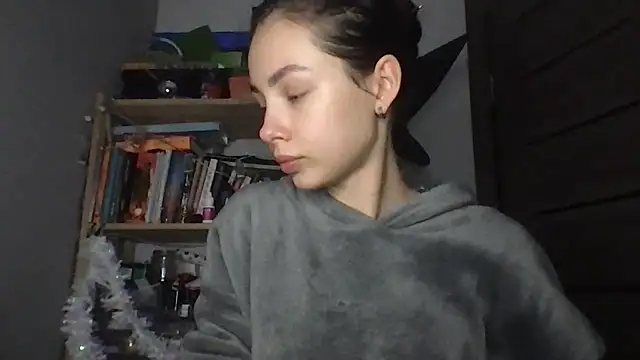 Yuna5343 online show from January 14, 8:36 pm