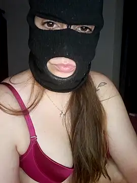 Snapshot of 1Malika chatting on October 30, 9:33 am 1Malika online show from October 30, 9:33 am