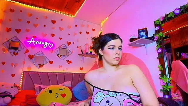 Anny Hurtado online show from September 28, 6:19 am