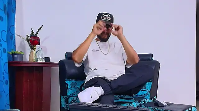 Snapshot of DaveSoldier chatting on October 26, 4:51 am DaveSoldier online show from October 26, 4:51 am