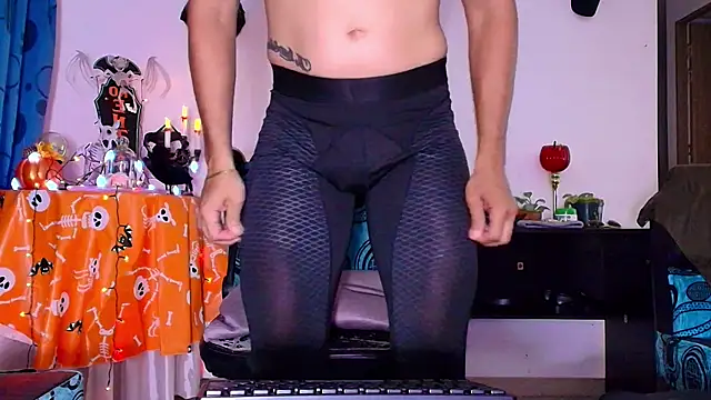 Snapshot of DaveSoldier chatting on November 21, 4:33 am DaveSoldier online show from November 21, 4:33 am