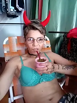 Snapshot of Lulypsicologasexual chatting on November 2, 4:09 pm Lulypsicologasexual online show from November 2, 4:09 pm