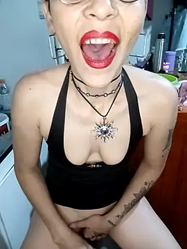 Snapshot of Lulypsicologasexual chatting on November 3, 4:14 am Lulypsicologasexual online show from November 3, 4:14 am