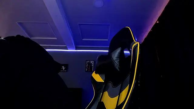 alexgiraldo   online show from September 11, 12:05 pm