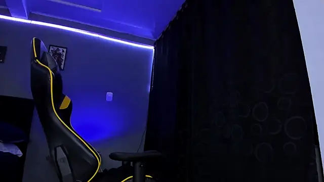 alexgiraldo   online show from September 14, 10:25 am