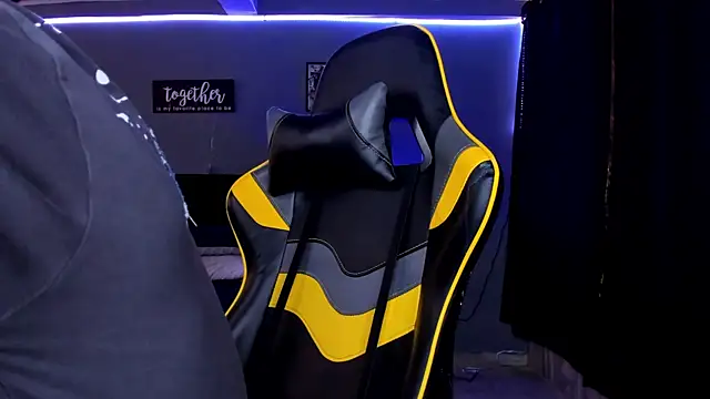 alexgiraldo   online show from September 17, 11:56 am