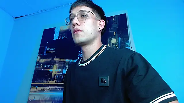 alexgiraldo   online show from March 22, 7:28 pm