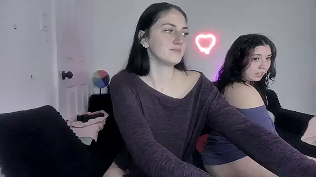 Snapshot of torithequeen chatting on January 17, 3:06 pm torithequeen online show from January 17, 3:06 pm