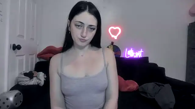 Snapshot of torithequeen chatting on February 21, 2:40 pm torithequeen online show from February 21, 2:40 pm