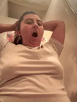 karobaby  online show from December 22, 8:06 pm